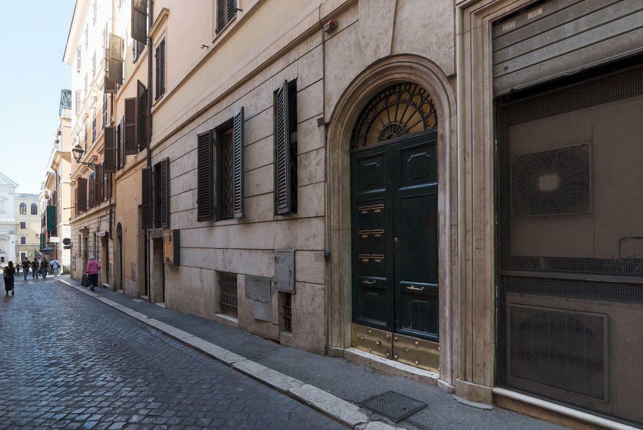 The Spanish Steps Grand Penthouse Apartment