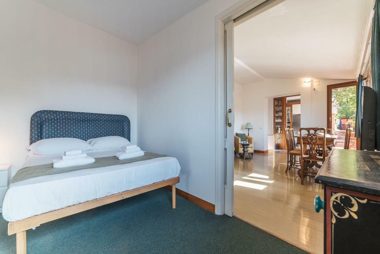The Spanish Steps Grand Penthouse Apartment *