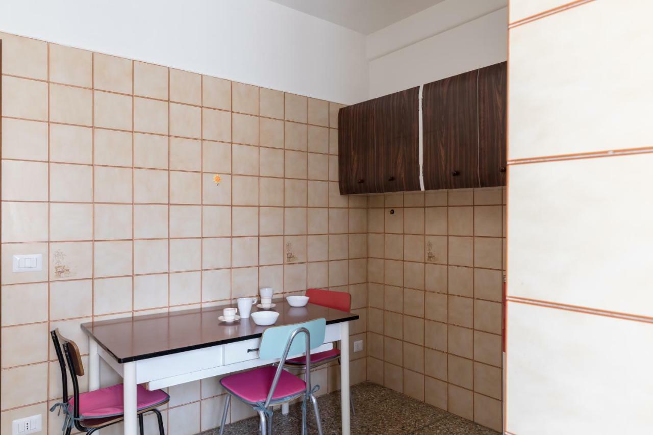 Hortis Apartment, 5 Persone, 2 Camere, Balcone, Metro C E Tram Per Il Centro Rome
