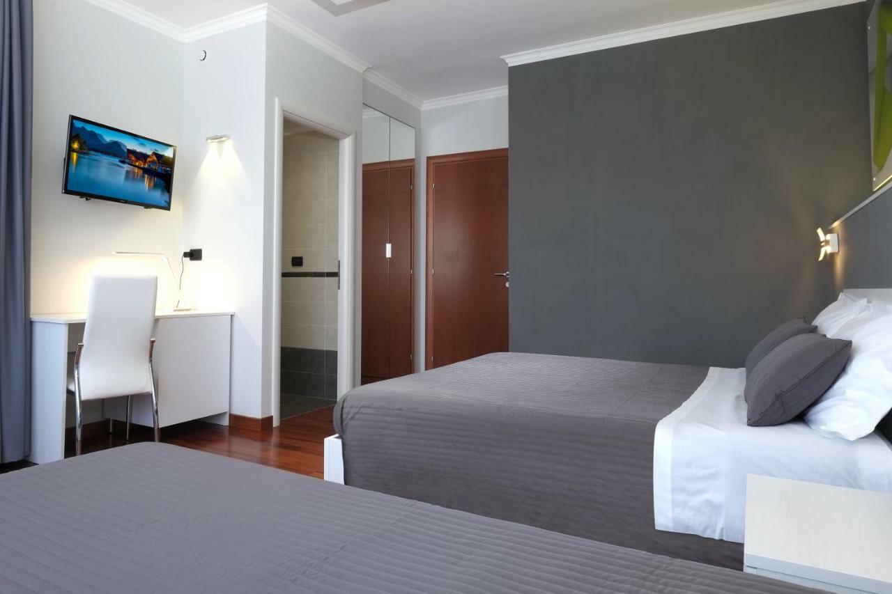 Bed & Breakfast J24