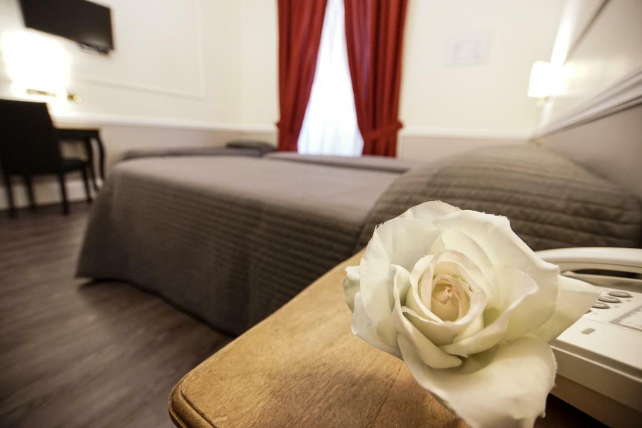 Giglio Dell'opera Hotel 3*