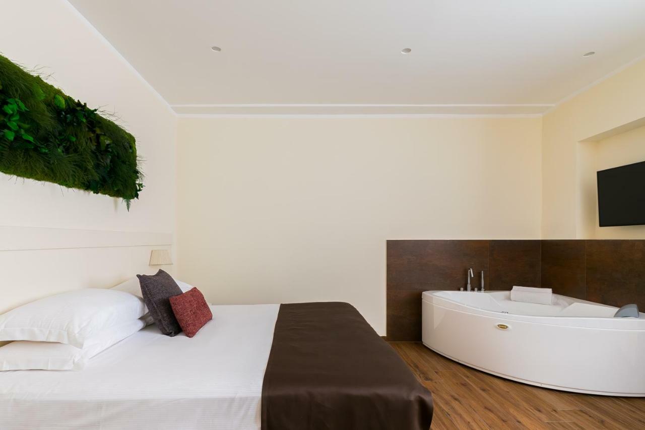 Gasthuis Demetra Eco Rome