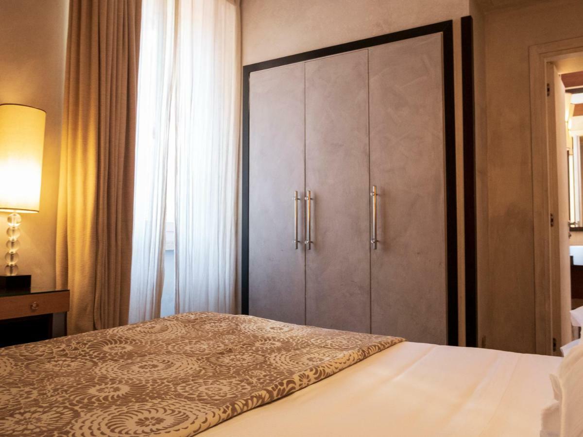 Intown Luxury House Maison d'hôtes 3*