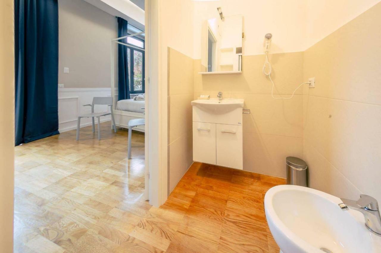 Trastevere Glasshouse Guest house 3*