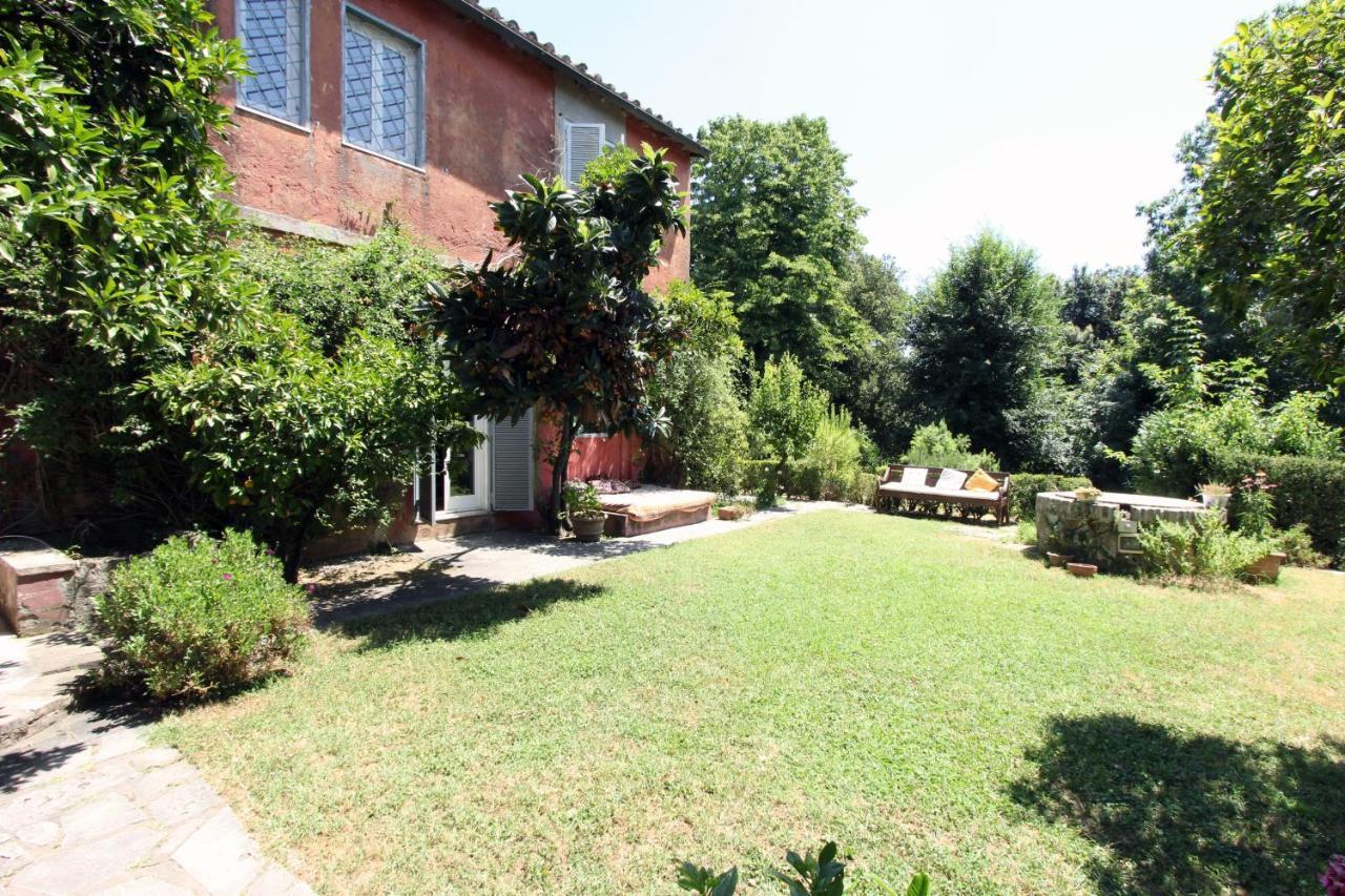 Villa Writers' Country House *