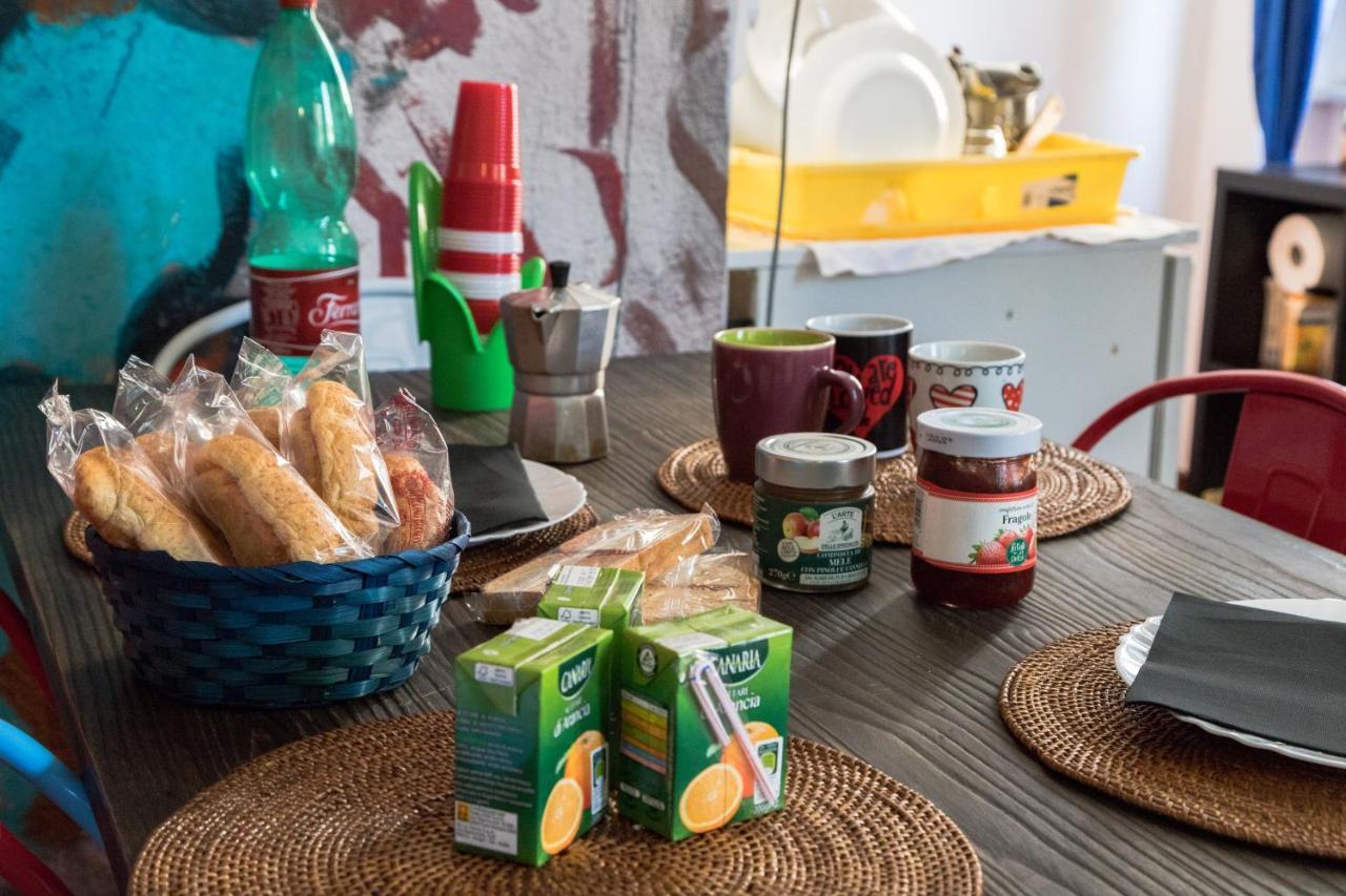 Backpackers Piramide Hostel