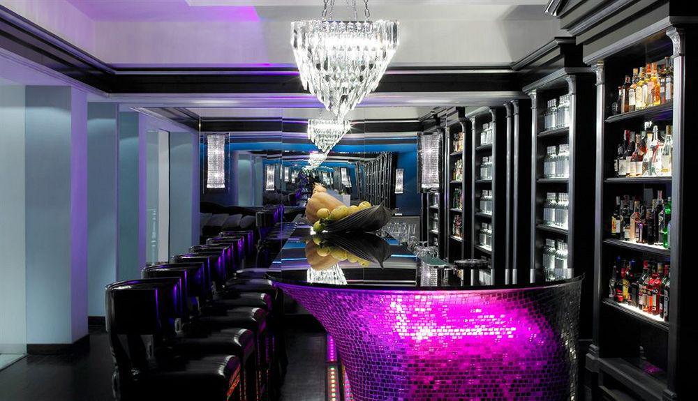 Leon's Place In Hotel Rome