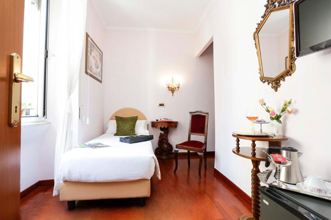 Angel Hotel