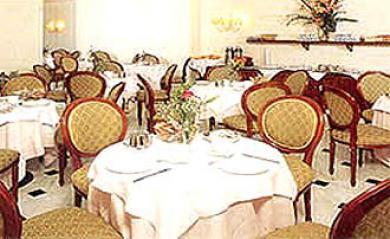 Hotel Raeli Archimede