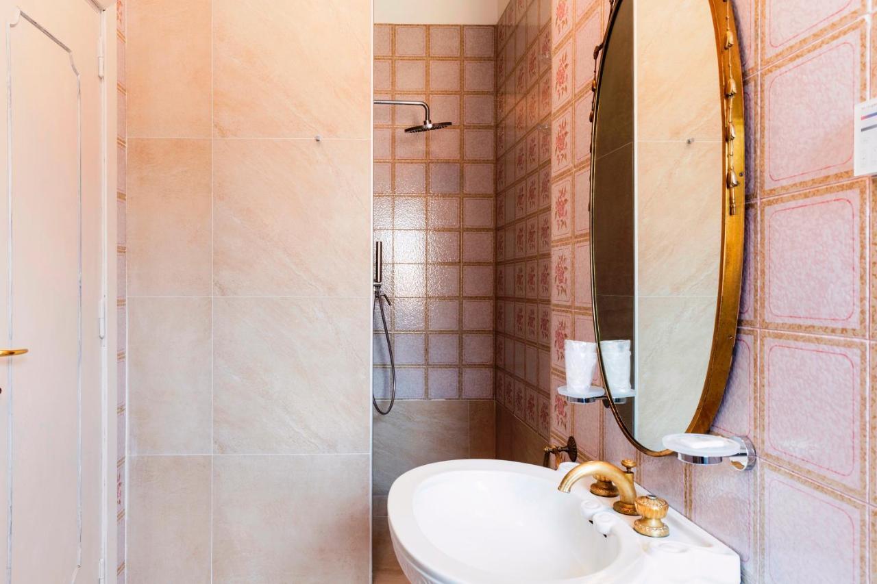 Talenti Fucini Bed & Breakfast Rome