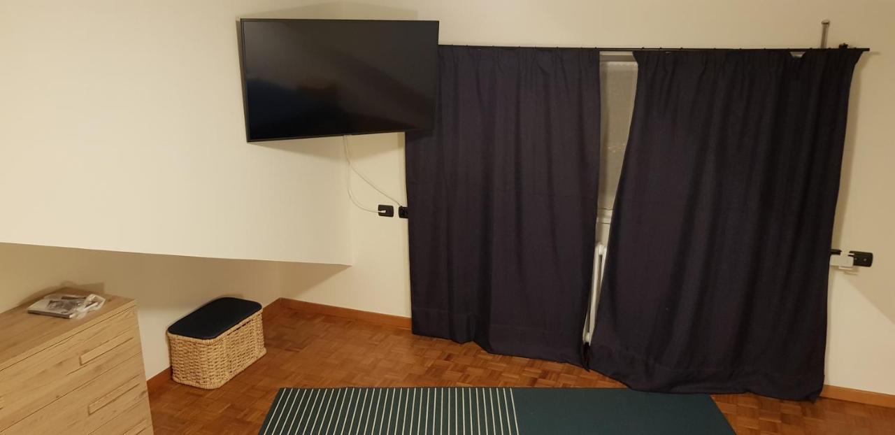 Apartment Superattico Con Vista Sul Centro E I Colli Albani Rome