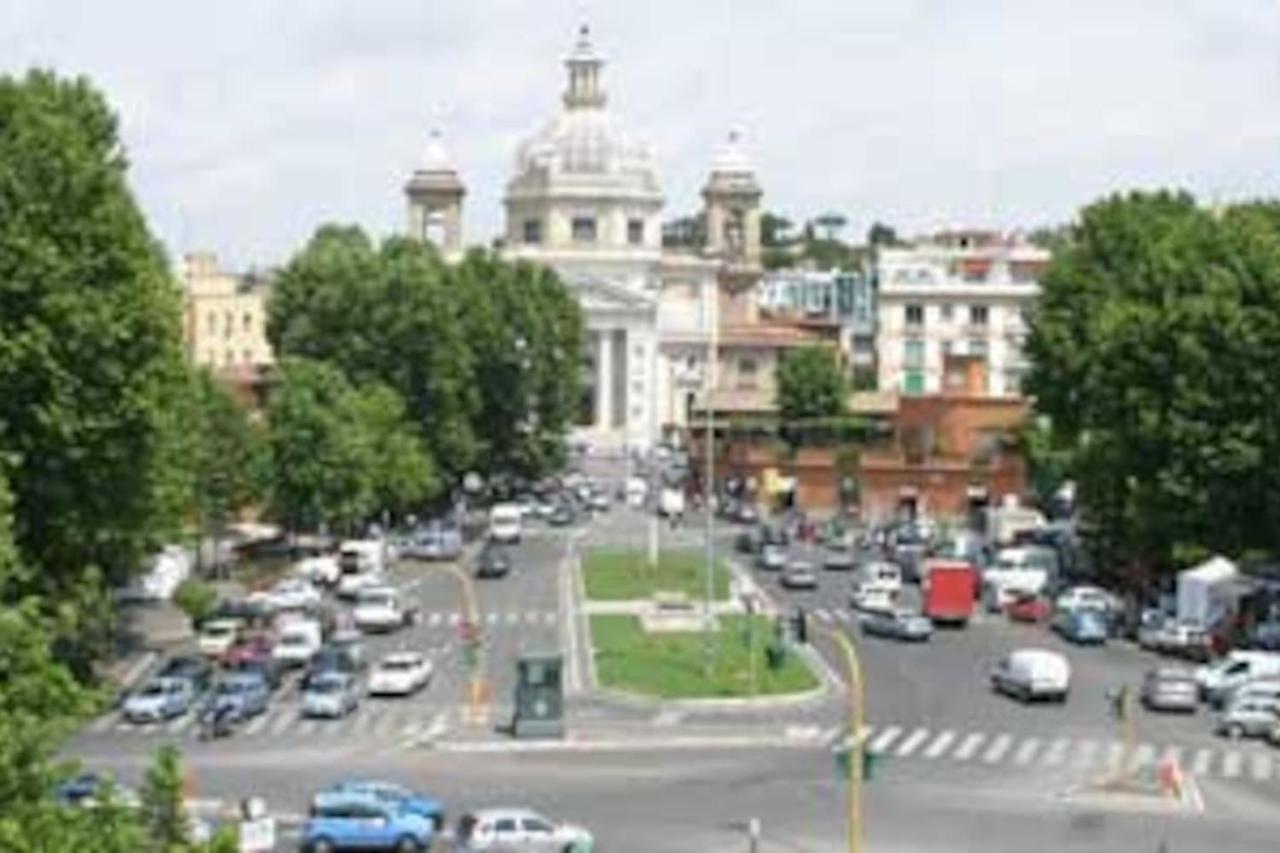 Apartment Casa Sul Lungotevere Rome