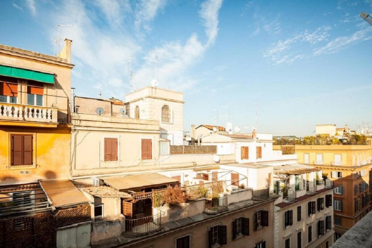 Rome Apartment With Terrace Autonomous Rome
