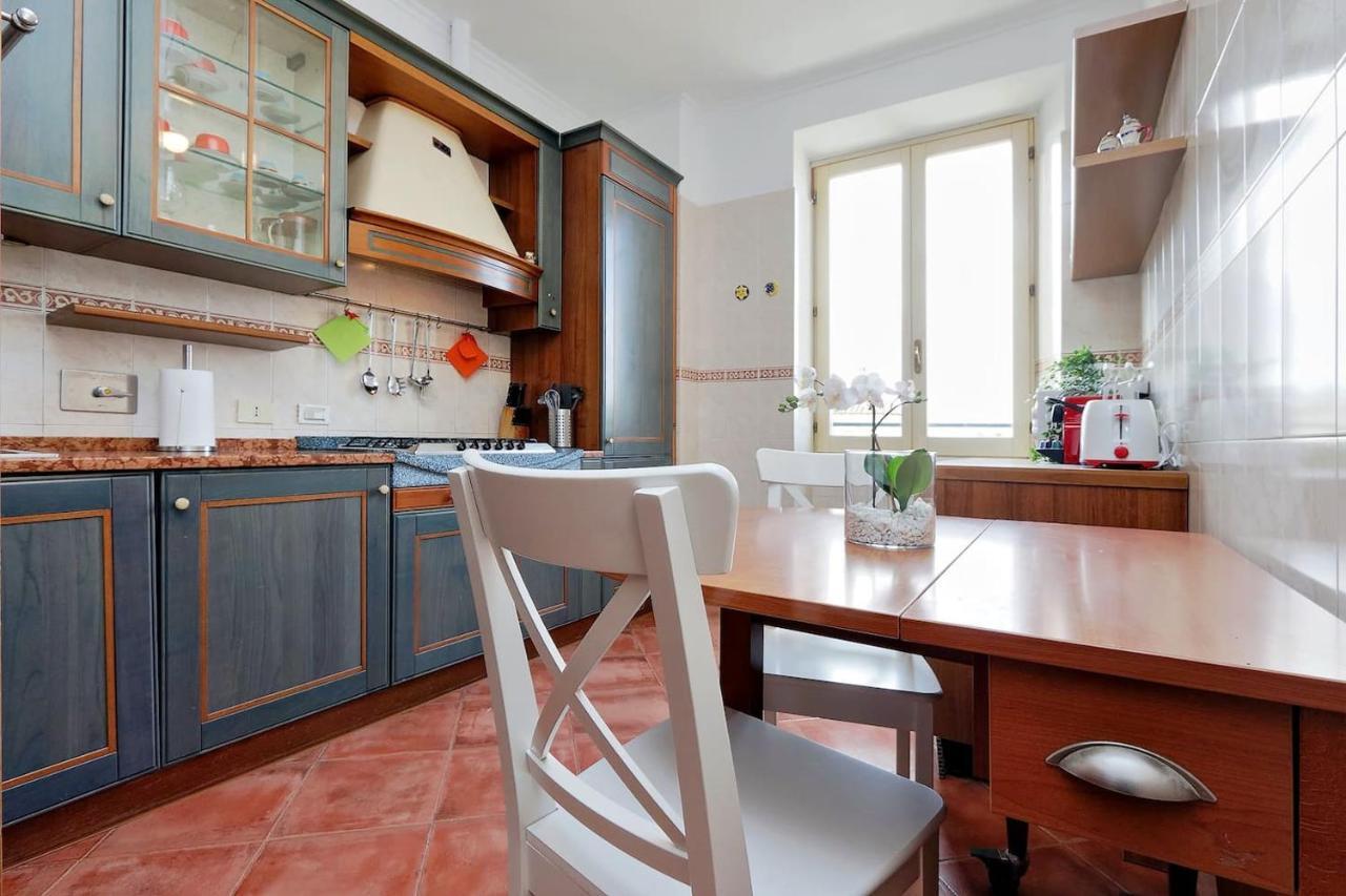 Colosseo Sunset Appartement *