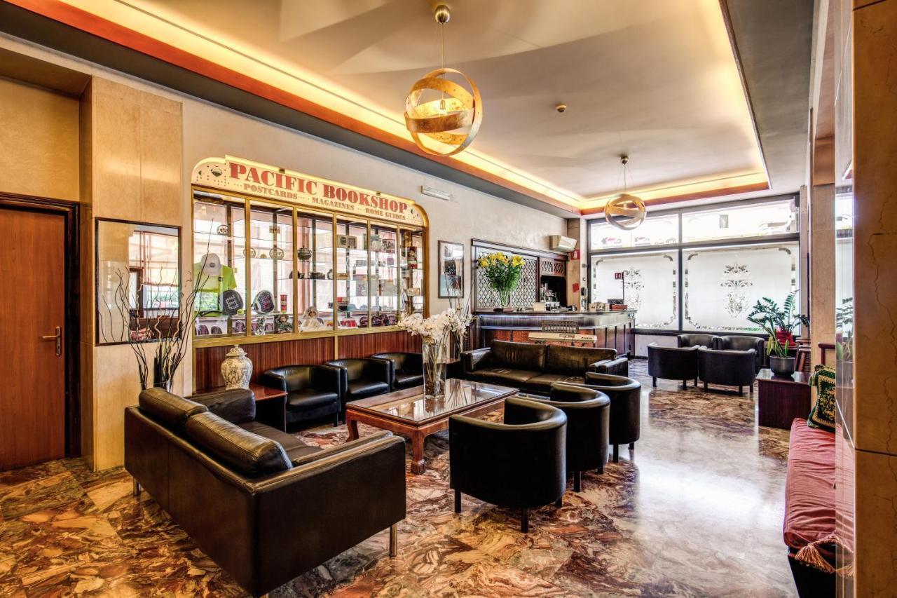 Hotel Pacific