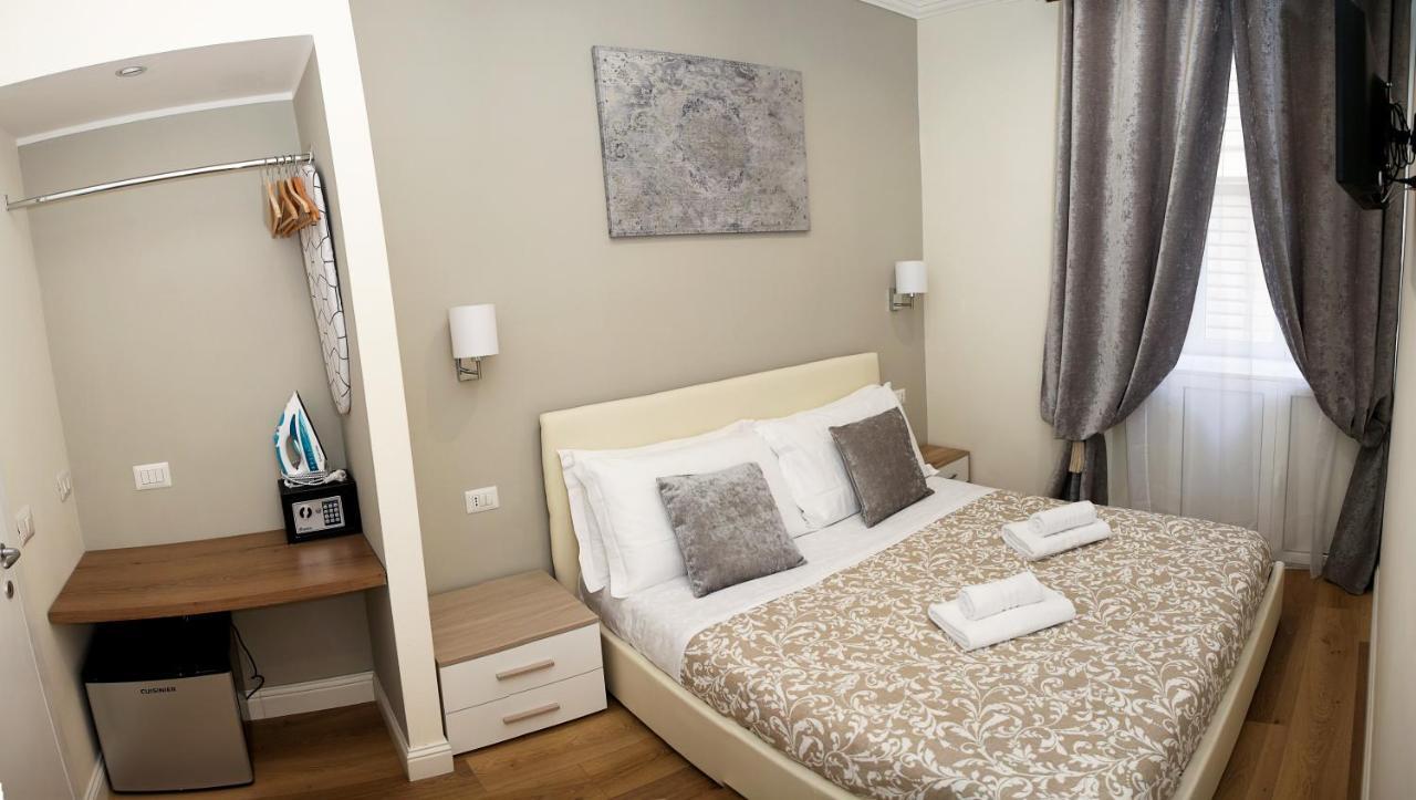 Vatican Comfort Suites Guest house 2*