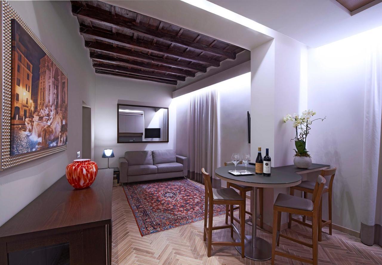 Harry's Bar Trevi Luxury - Modelli * Roma