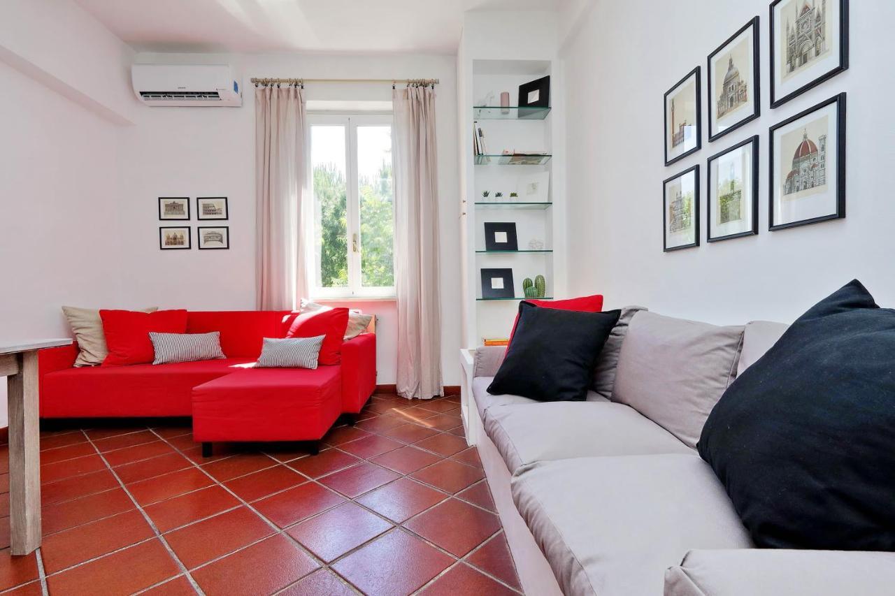 Casa Falcone 16 * Rome