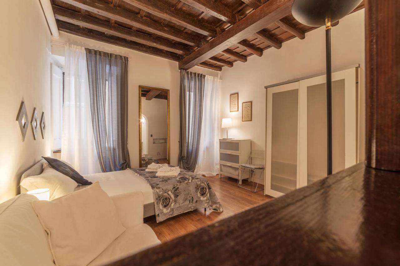 Fori Imperiali Elegant Appartement