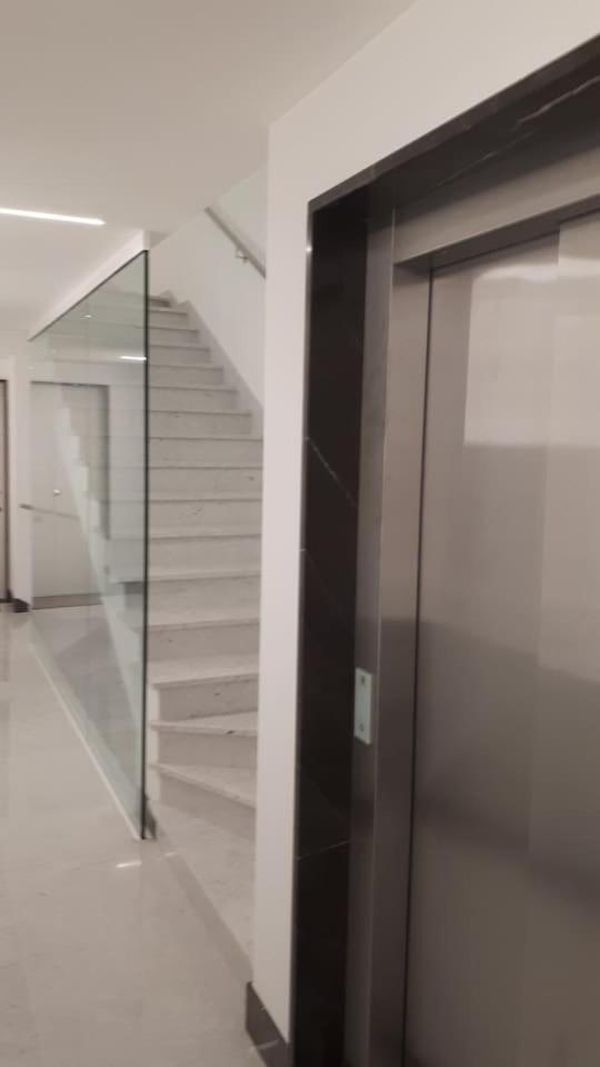 Apartment Living Int 2