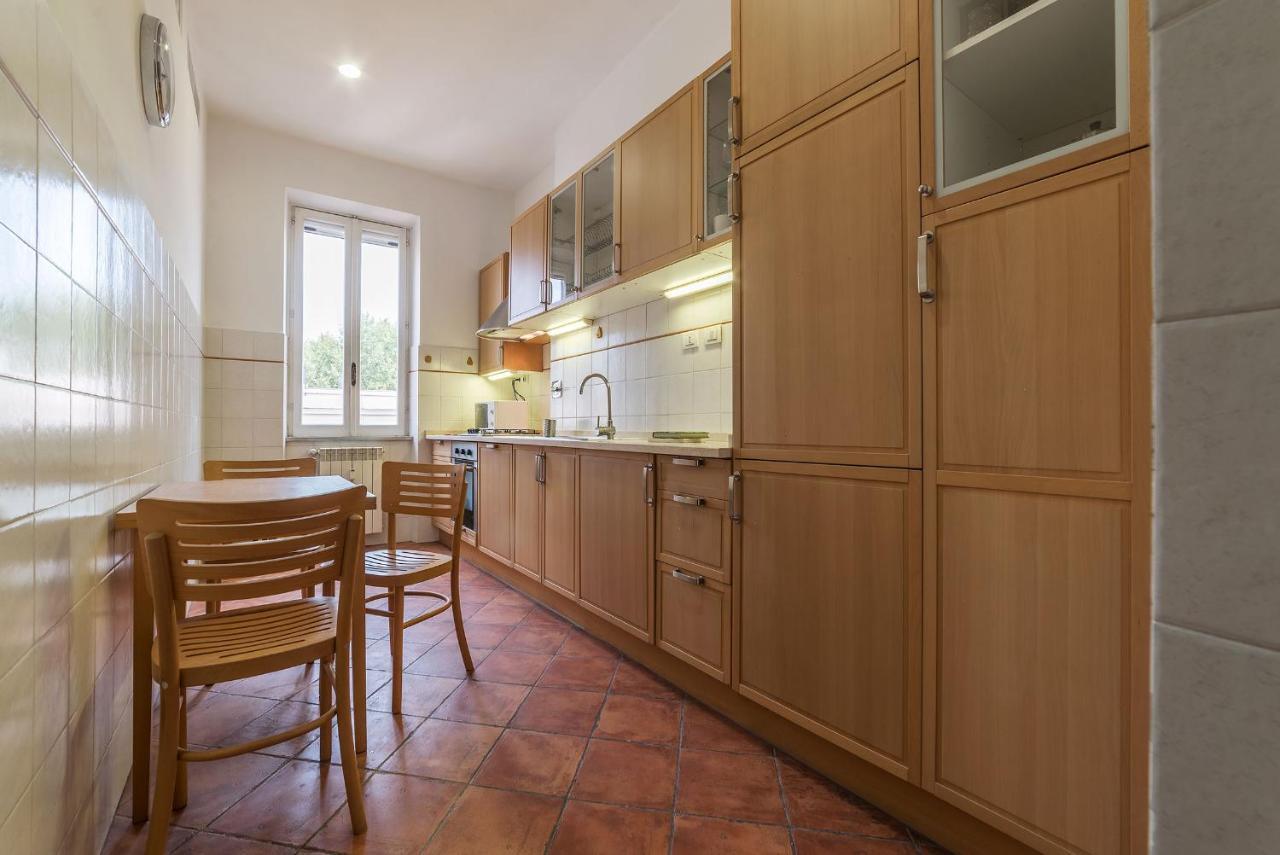Experience Testaccio Flat