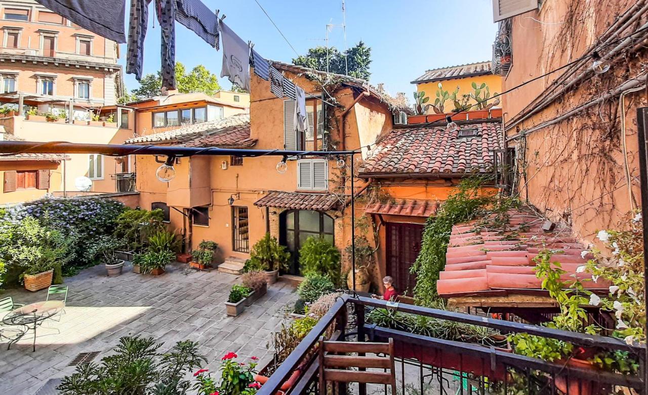 Casa Del Moro - Romantic Loft In Trastevere Rome