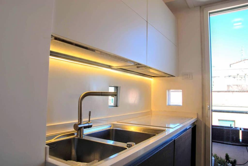 A Terrific Terrace Penthouse Apartment Rome