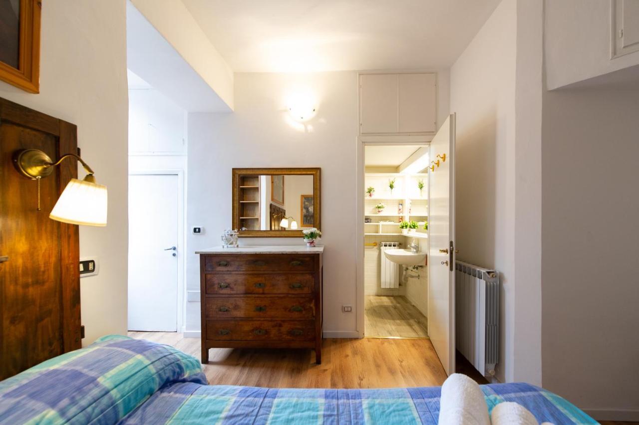 House Santa Caterina Roma