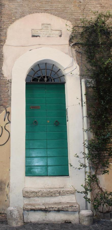 Apartment Moro 50 - Loft In Trastevere *
