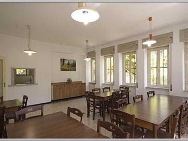 Palace Albergue *
