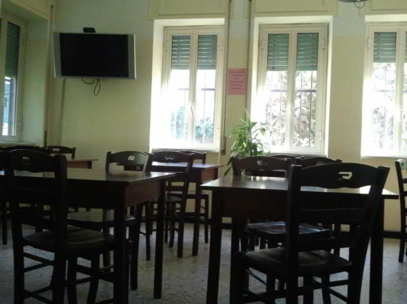 Albergue Palace Roma