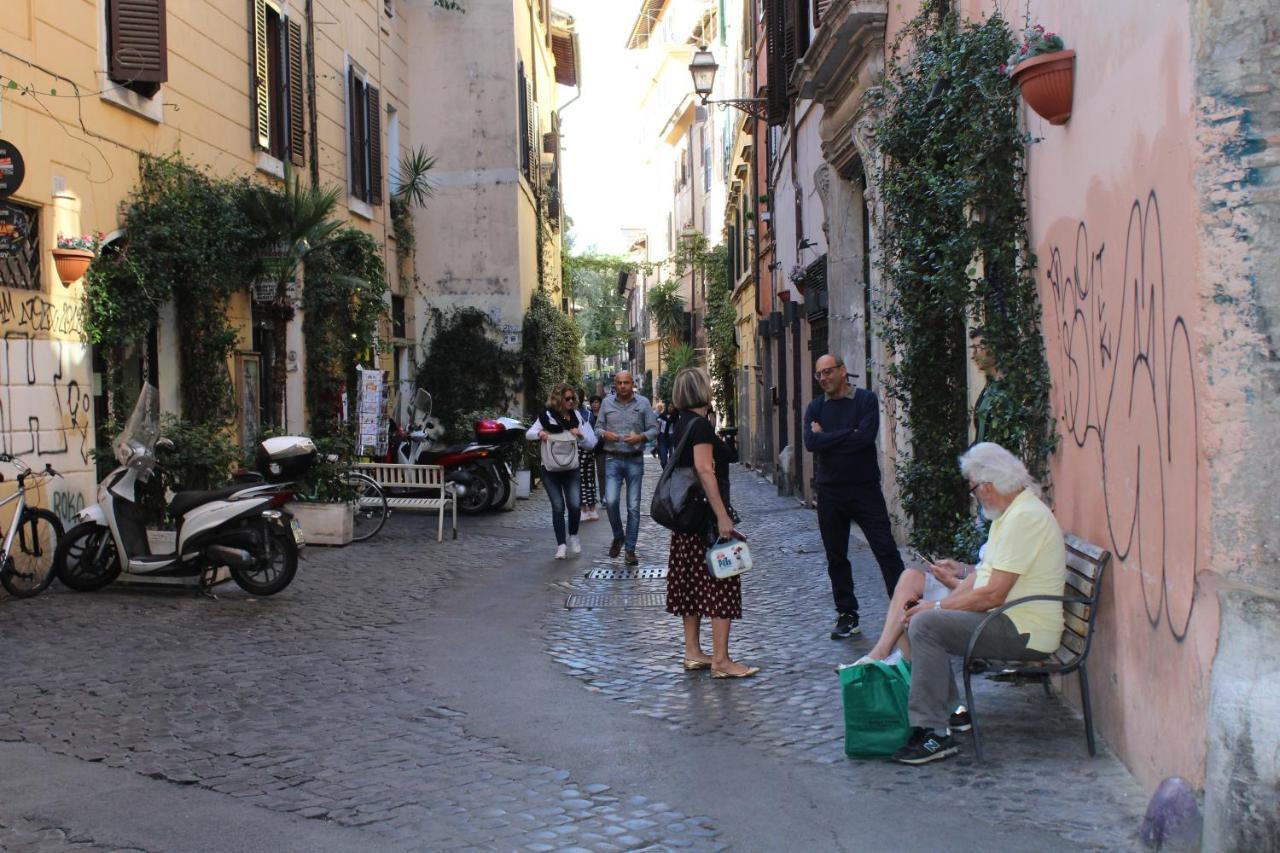 Apartment Moro 50 - Loft In Trastevere *