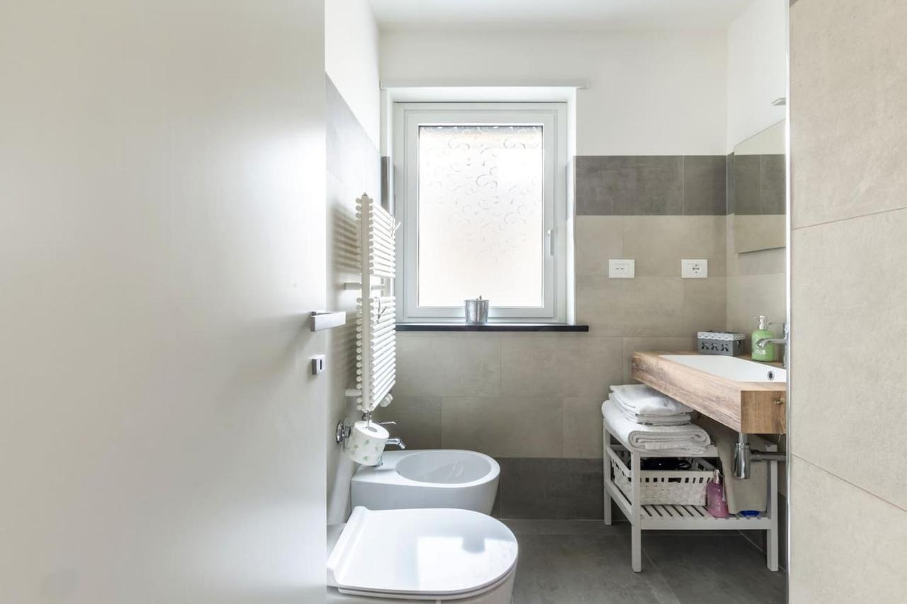 Apartment Living Int 2