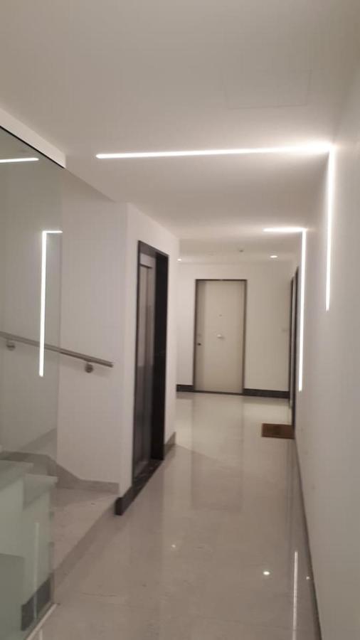 Living Int 2 Apartment