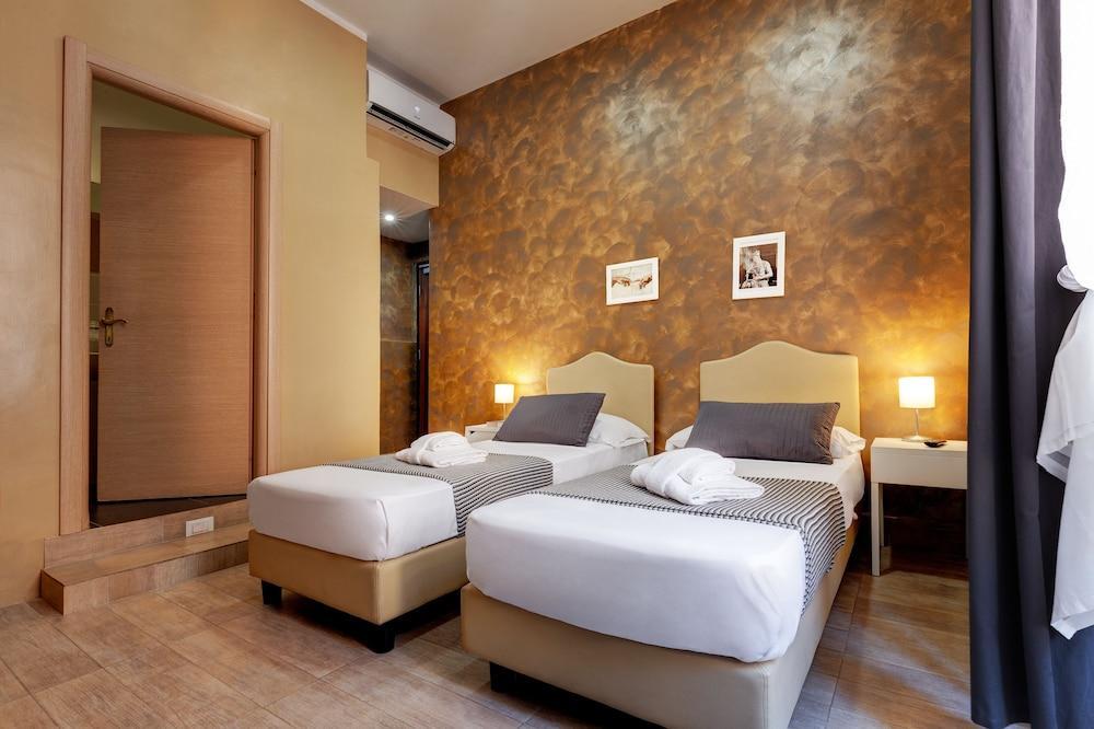 Domus Veneto Couette-café 2*