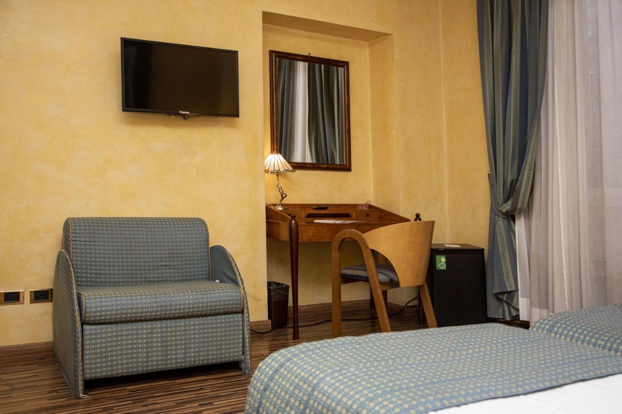 Best Western Artdeco Hotel 4*