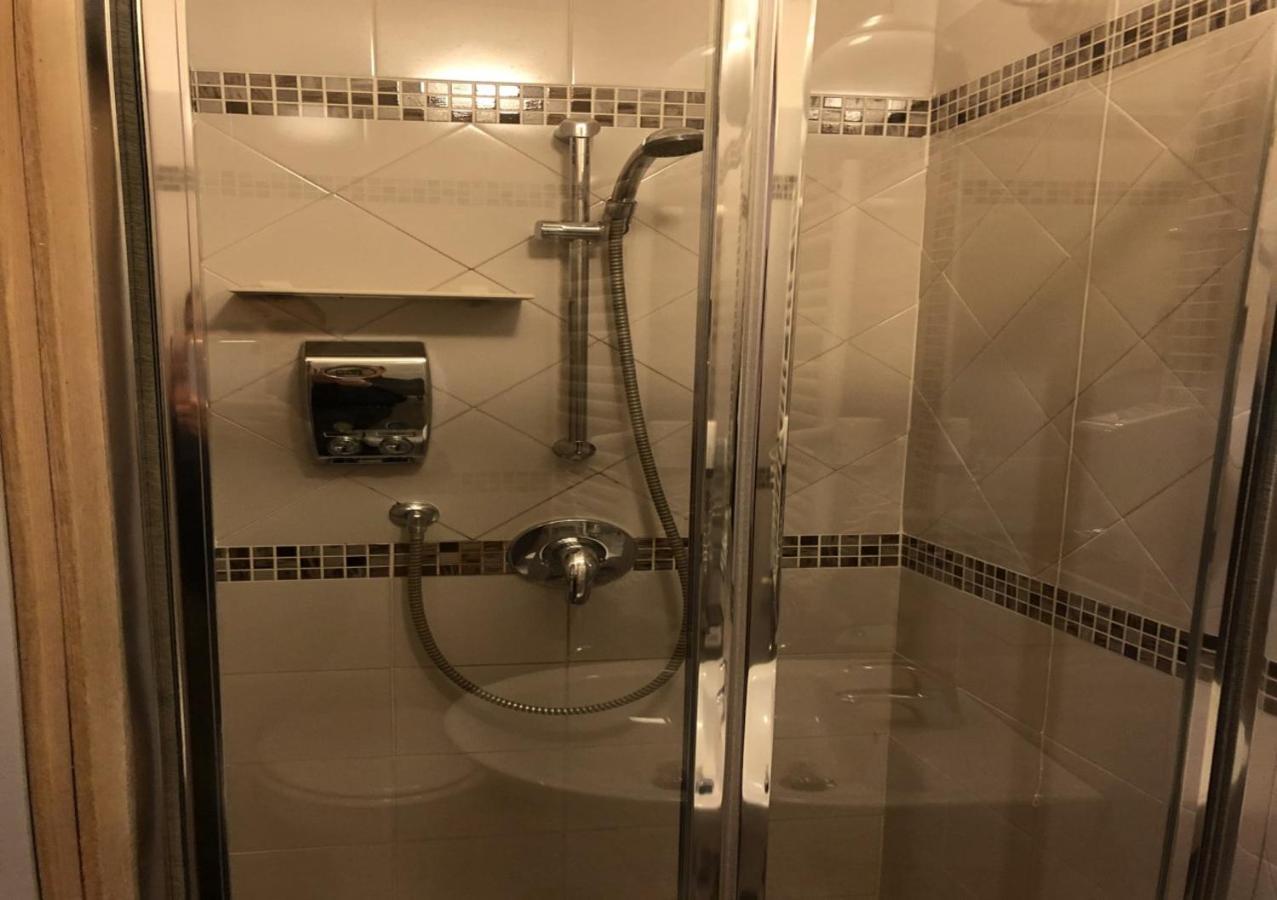 Hotel Elide