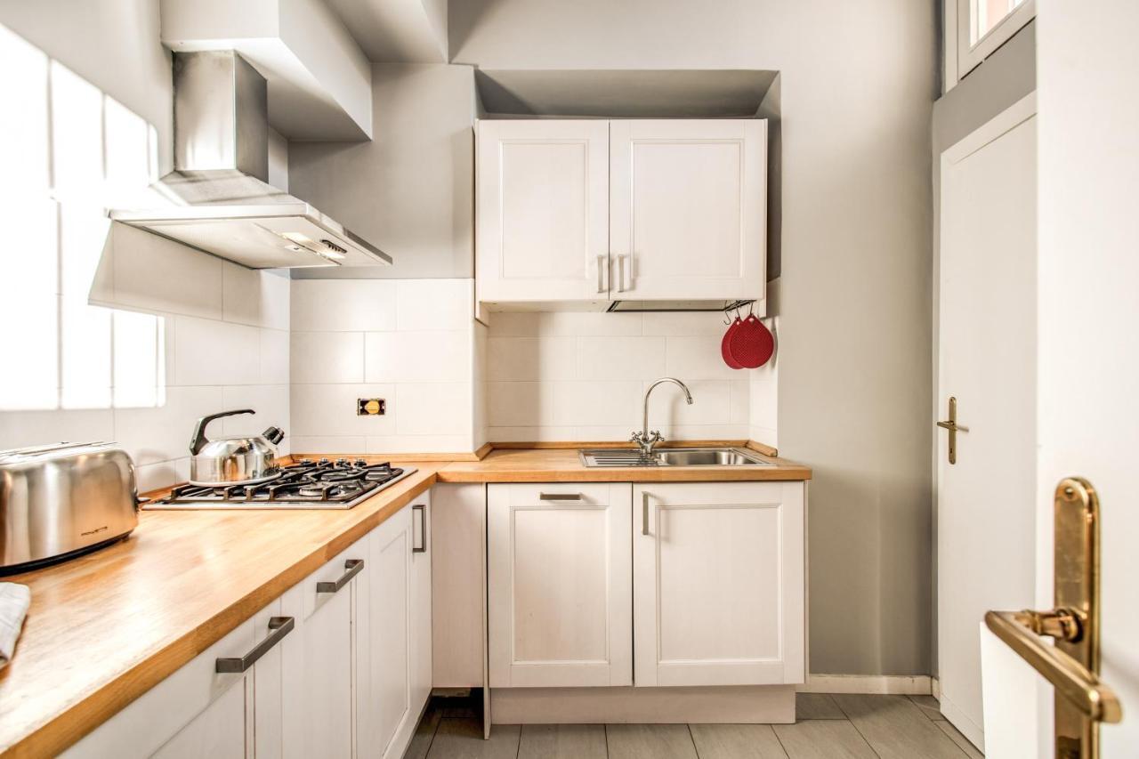 Borgo Pio Passetto Papale Apartment Rome