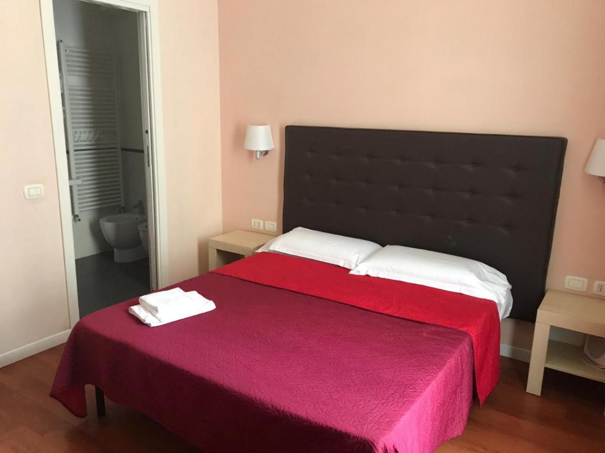 Elle Cavour 3* Roma