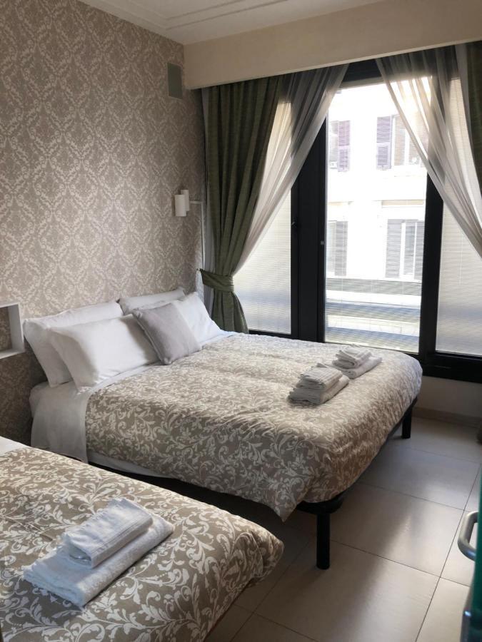 Visconti Apartment. * Rome