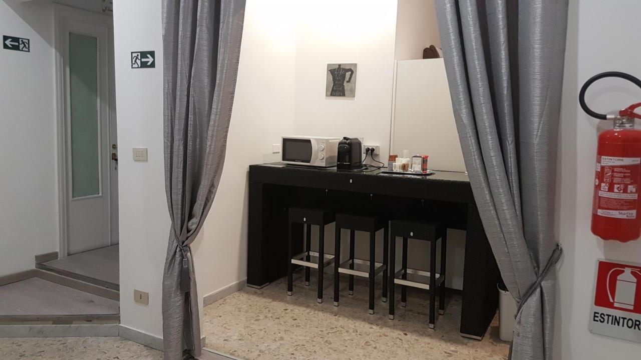 Casa de hóspedes Domus Ferraro 2*