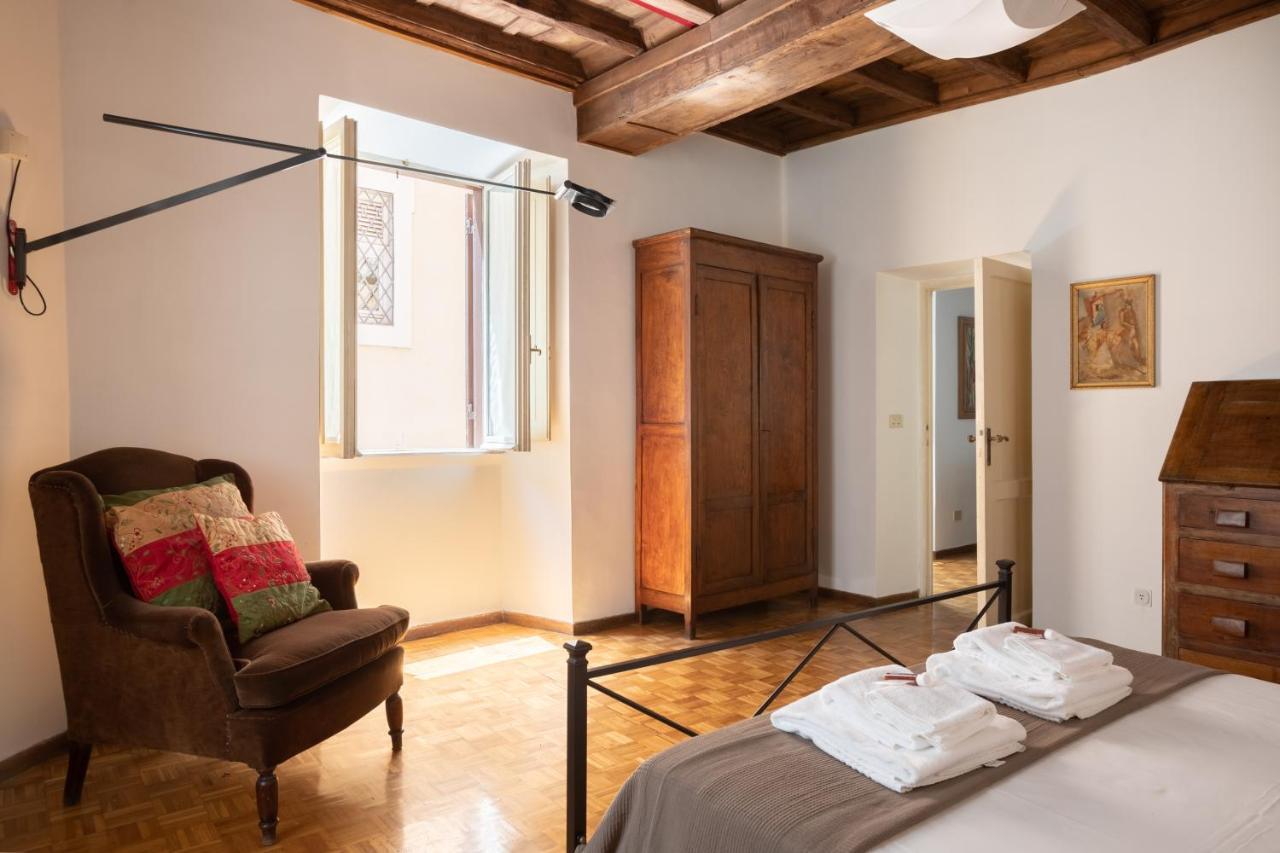 Spectacularly Bright, By Piazza Navona And The Pantheon - A/c, Wifi, Elevator Apartment