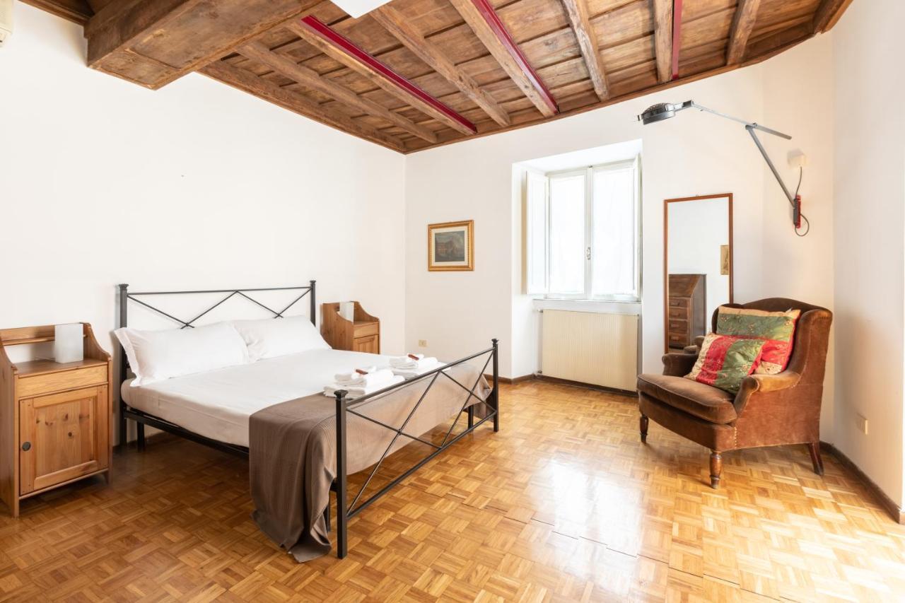 Spectacularly Bright, By Piazza Navona And The Pantheon - A/c, Wifi, Elevator Apartment