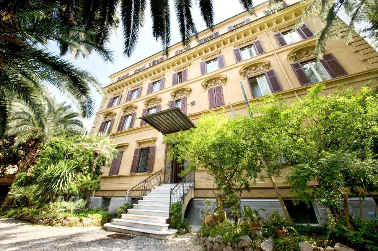 Gaestehaus Deutscher Orden Maison d'hôtes *