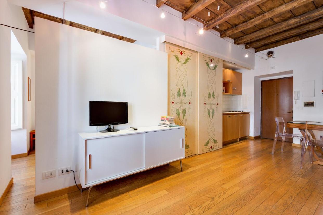 Apartment Piazza Barberini *