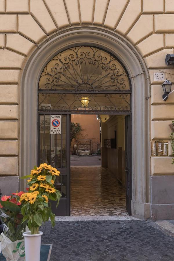 Casa Sciunzi - Elegant In Termini Apartment Rome