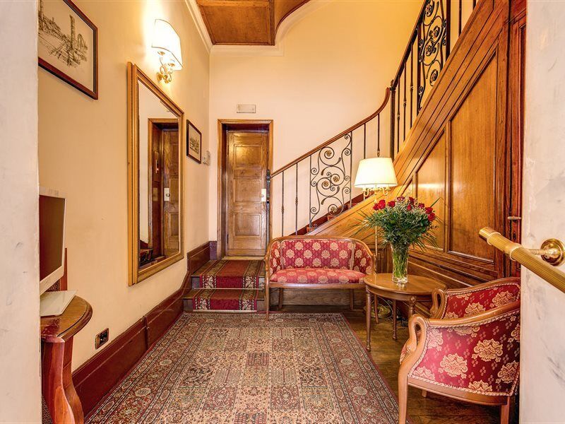 La Lumiere Di Piazza Di Spagna Hotel
