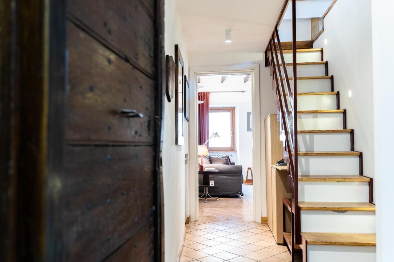 Apartment Arc Trilussa 44 Rome