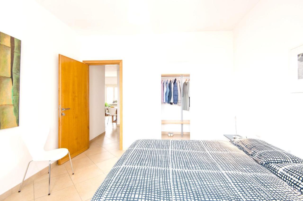 Via Enrico Cosenz Apartment *