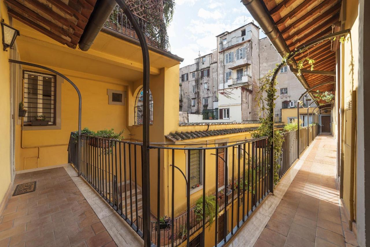 Amazing In Campo De Fiori - Fromhometorome Apartment